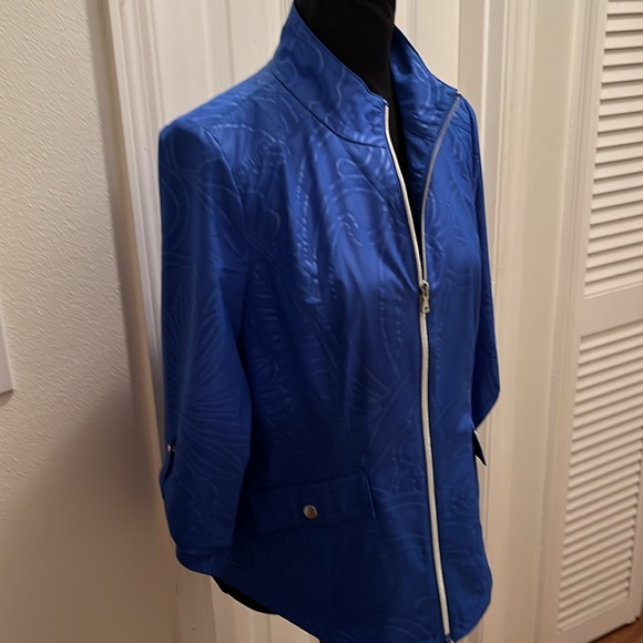 Zenergy by Chico’s Lightweight Jacket - Picture 5 of 7